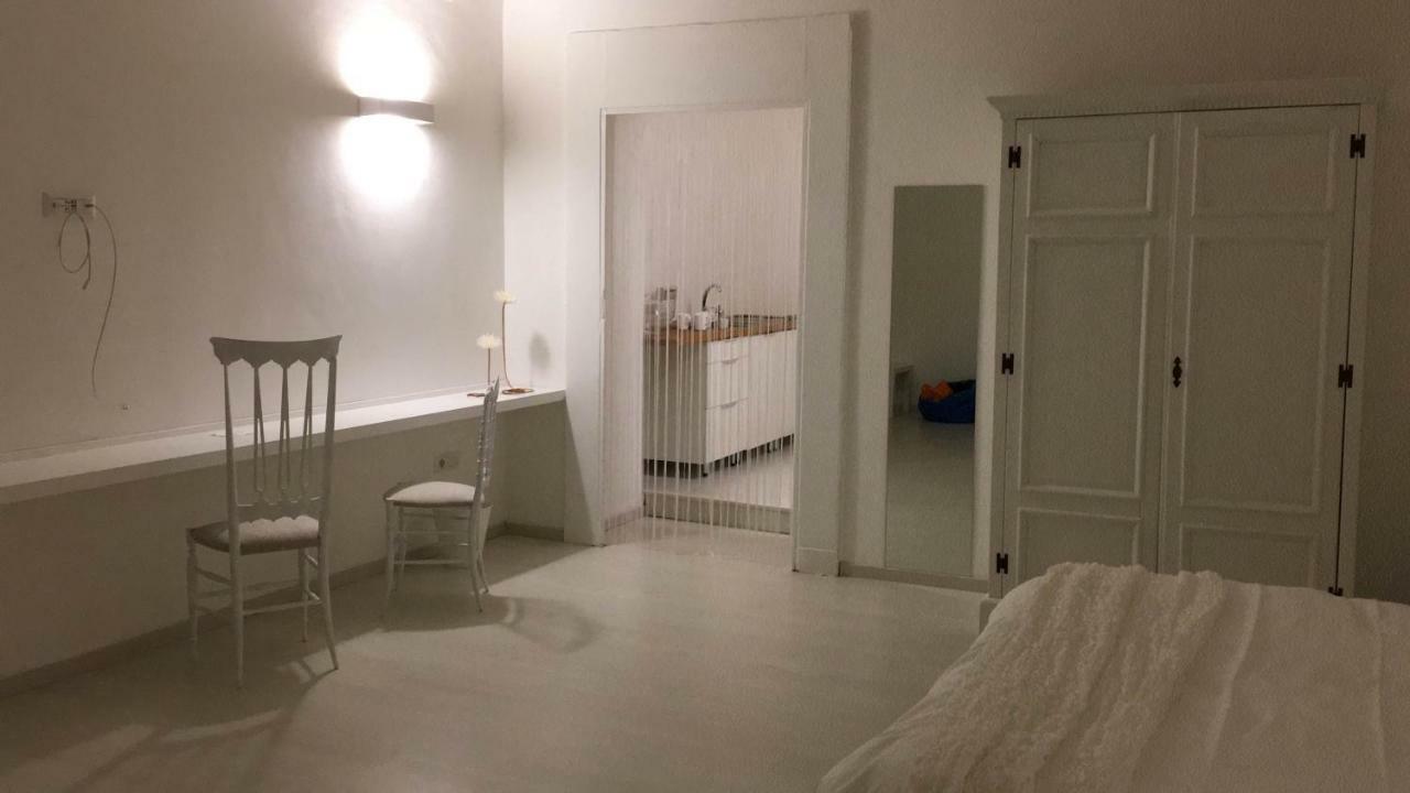 ナポリ パラッツォ ヴェヌジオ Bed & Breakfast エクステリア 写真