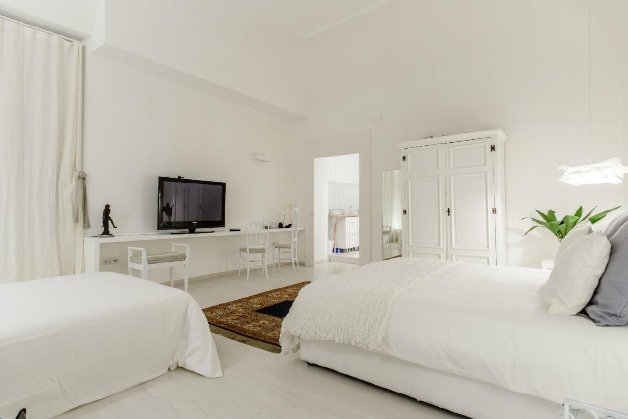 ナポリ パラッツォ ヴェヌジオ Bed & Breakfast エクステリア 写真